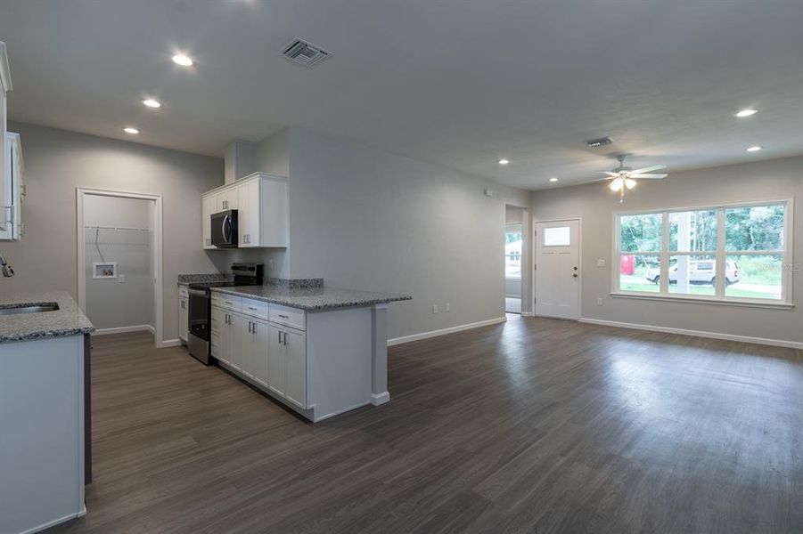 Furnished interior view inside a new home in , Trenton (Image 9).