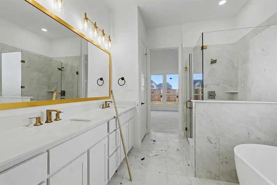 Image 21 of a home in .