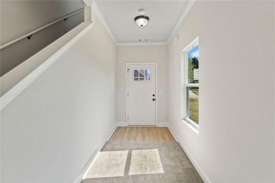 Spacious, unfurnished interior of a new home in , Alto (Image 27).