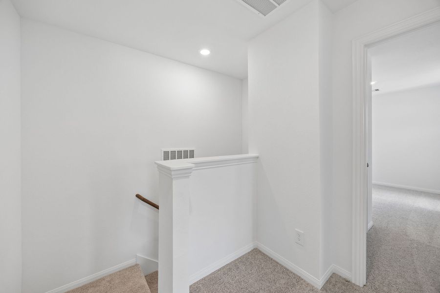 Spacious, unfurnished interior of a new home in Magnolia Springs, Montgomery (Image 23). Spacious, unfurnished interior of a new home in Magnolia Springs, Montgomery (Image 23).