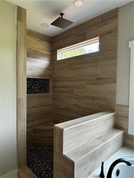 Furnished interior view inside a new home in , Oxford (Image 6).