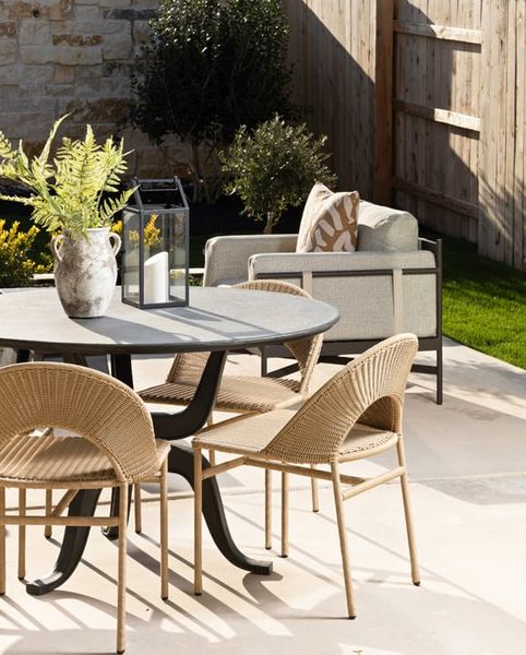 Image 49 representing the Skyview by Tri Pointe Homes in Terrace Collection at Heritage, Dripping Springs, TX.