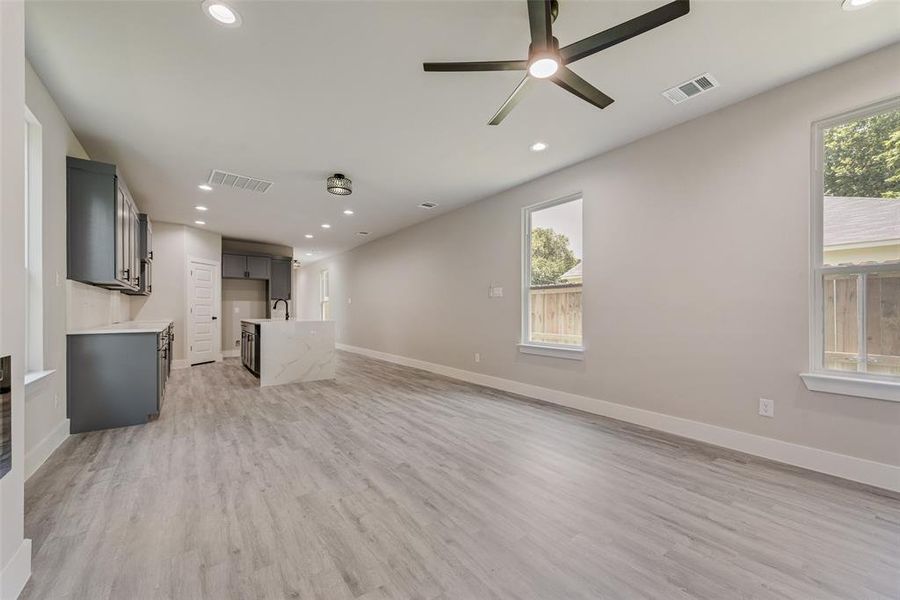 Spacious, unfurnished interior of a new home in , Dallas (Image 15). Spacious, unfurnished interior of a new home in , Dallas (Image 15).
