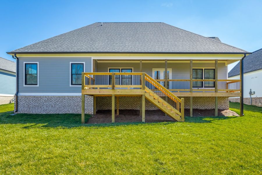 Representative exterior details of a home built from the Autumnbrook A by Riverstone Construction, LLC in Pine Ridge, Soddy-Daisy (Image 34).