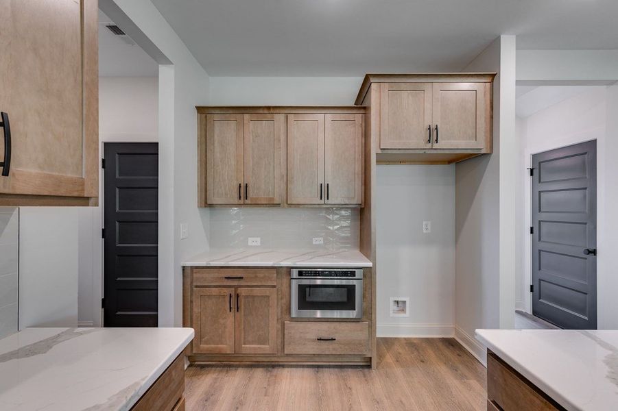 Furnished interior view inside a new home in Harmon Springs, Carrollton (Image 15).