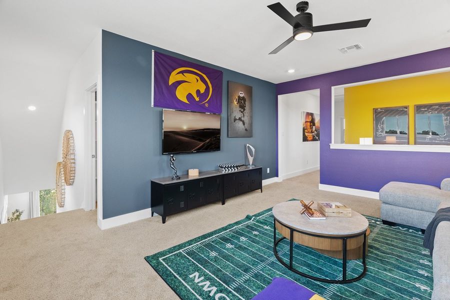 Furnished interior view inside a new home in Broken Oak, Georgetown (Image 25).