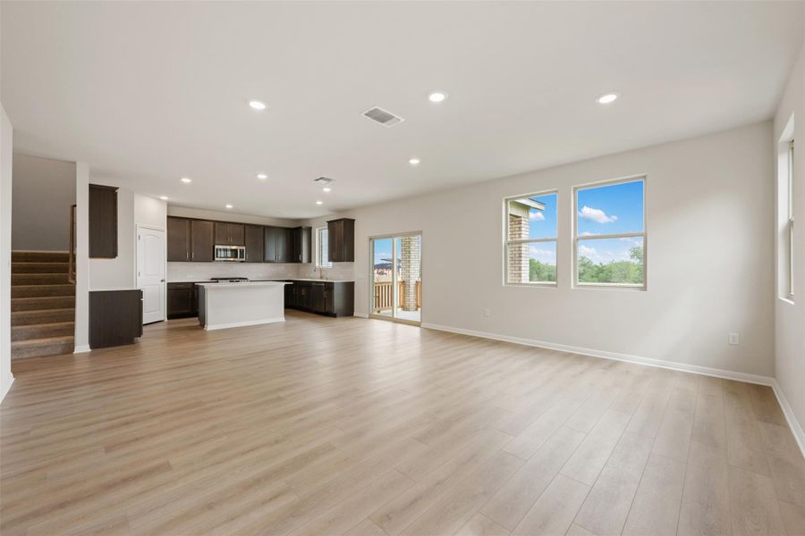 Representative images and renderings are for illustrative purposes. Actual structural options and design finishes of home may vary. Representative images and renderings are for illustrative purposes. Actual structural options and design finishes of home may vary.