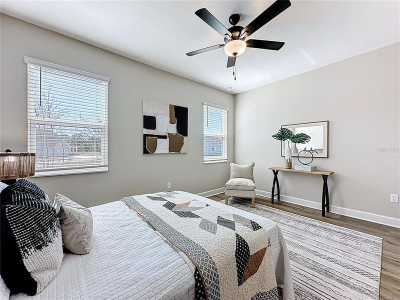 Furnished interior view inside a new home in , Middleburg (Image 16).