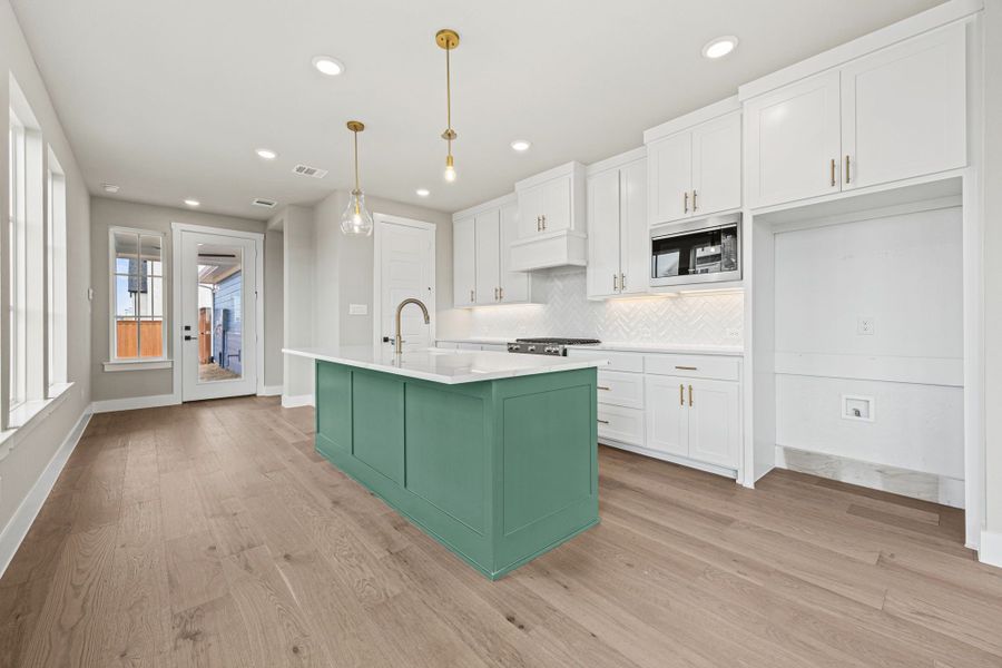 Furnished interior view inside a new home in Fields, Frisco (Image 33). Furnished interior view inside a new home in Fields, Frisco (Image 33).
