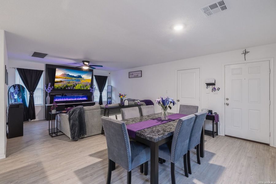 Furnished interior view inside a new home in Spring Grove, St. Hedwig (Image 12).