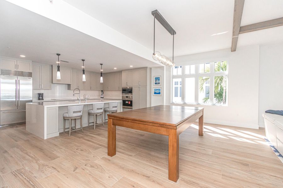 10 184 Lake Dr. Suite 200--5 10 184 Lake Dr. Suite 200--5