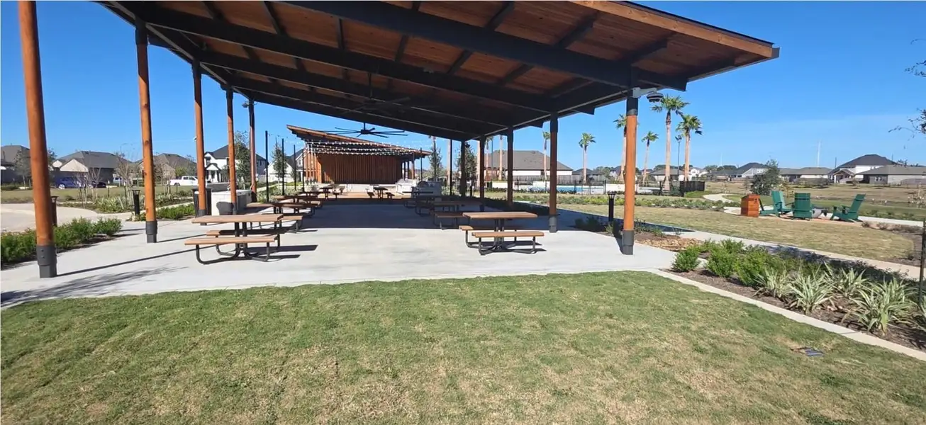 Community amenities in Arabella on the Prairie, Richmond (Image 5).