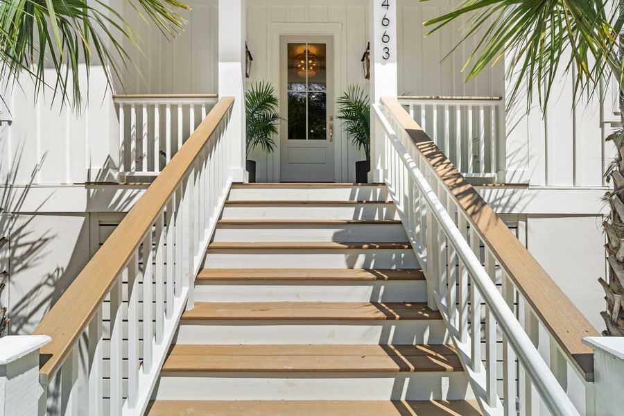 Exterior details and patio area of a home in , Awendaw (Image 4).