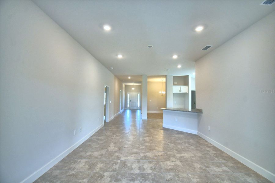 Spacious, unfurnished interior of a new home in Cadence Crossing, Auburndale (Image 26).