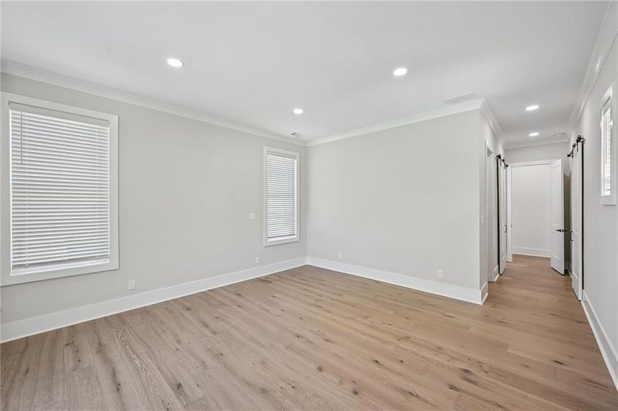 Spacious, unfurnished interior of a new home in , Alpharetta (Image 80). Spacious, unfurnished interior of a new home in , Alpharetta (Image 80).