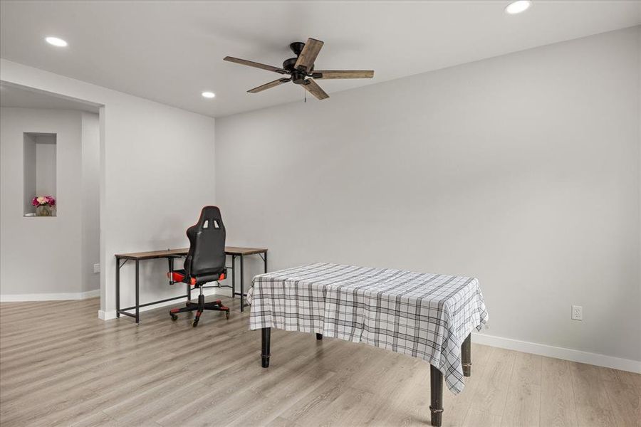 Furnished interior view inside a new home in , Granbury (Image 15).