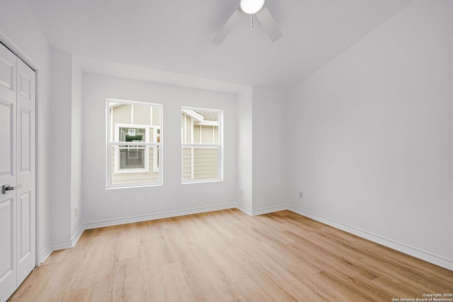 Spacious, unfurnished interior of a new home in , San Antonio (Image 16).