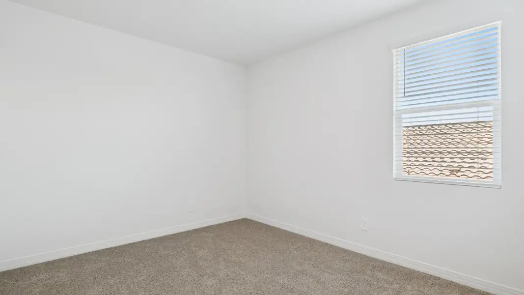 Spacious, unfurnished interior of a new home in El Cidro, Goodyear (Image 44).