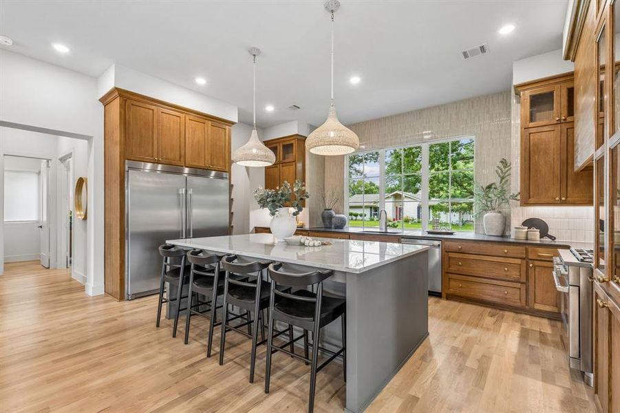 Furnished interior view inside a new home in , Richardson (Image 17).
