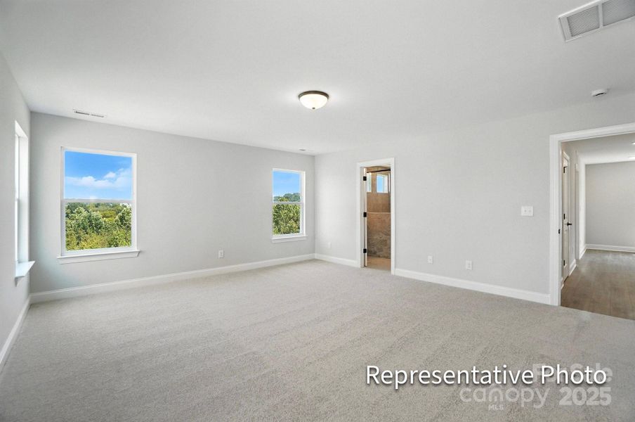 Spacious, unfurnished interior of a new home in The Meadows at Laurelbrook, Sherrills Ford (Image 18).