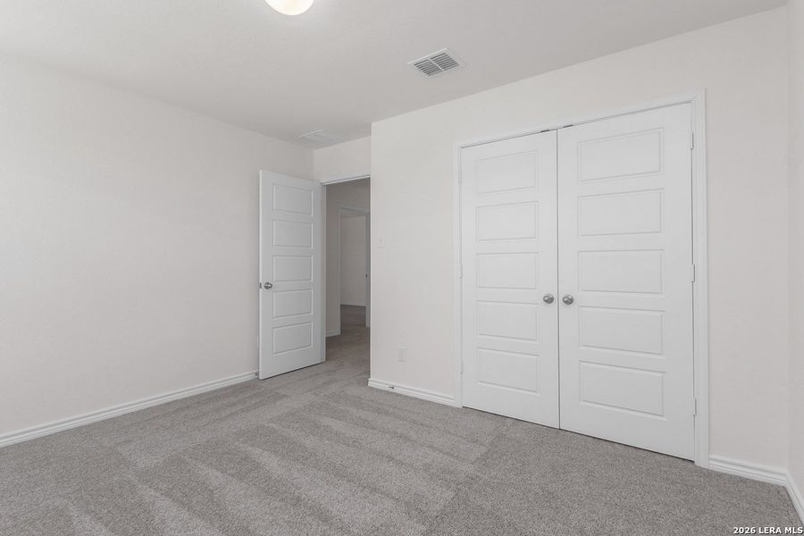 Spacious, unfurnished interior of a new home in The Granary - Heritage Collection, San Antonio (Image 10).