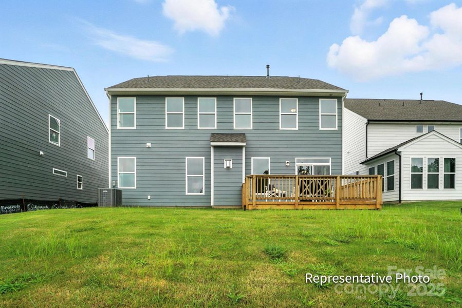 Exterior details and patio area of a home in Ashton Park, Monroe (Image 30).
