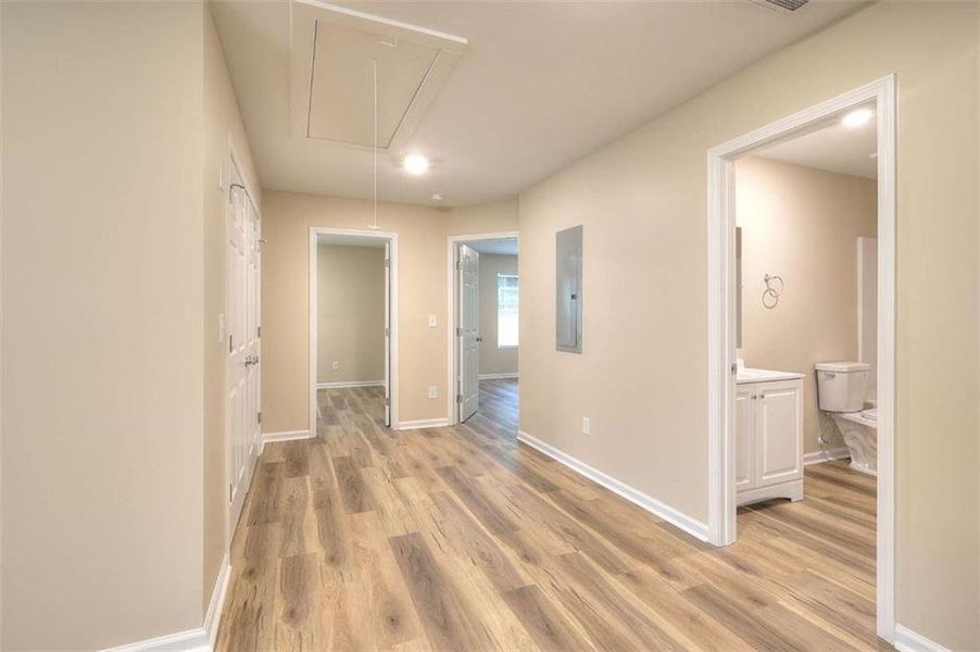 Spacious, unfurnished interior of a new home in , Monroe (Image 24).