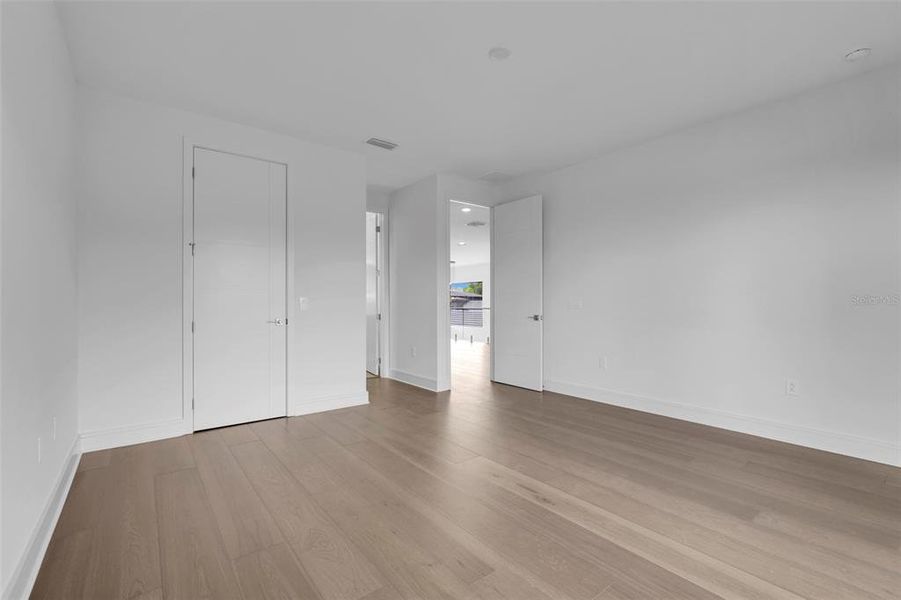 Spacious, unfurnished interior of a new home in Hampton Green at Providence, Davenport (Image 57).