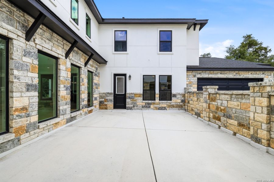 Exterior details and patio area of a home in , New Braunfels (Image 47).