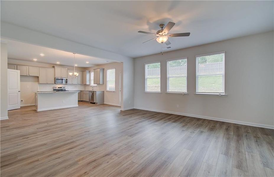 Spacious, unfurnished interior of a new home in Kingsmere Estates, Loganville (Image 23).