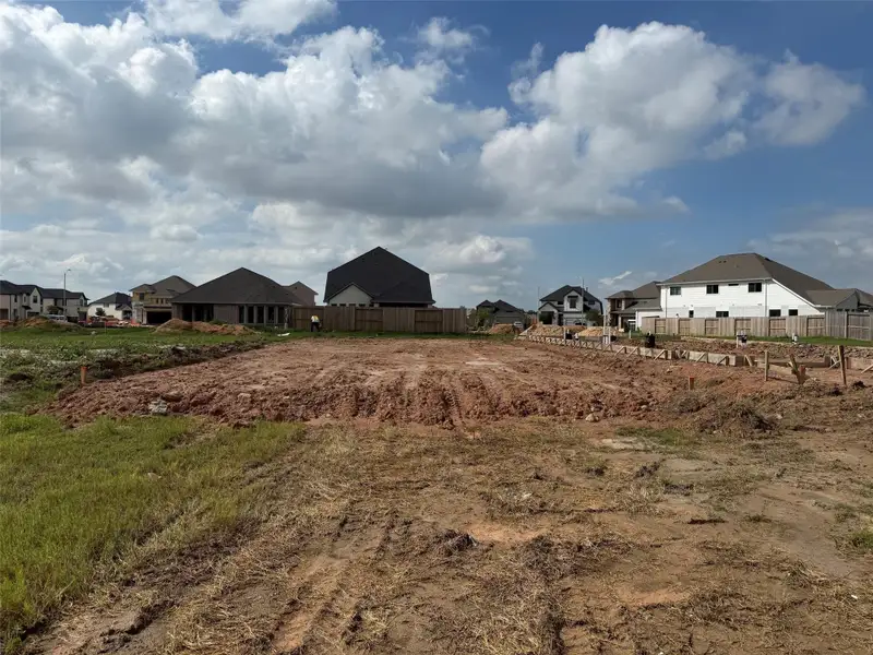Site preparation for new homesites in Candela, Richmond (Image 4).