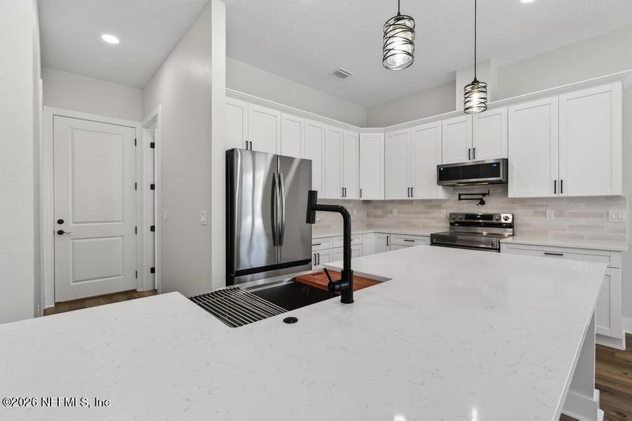 Furnished interior view inside a new home in , Yulee (Image 17). Furnished interior view inside a new home in , Yulee (Image 17).