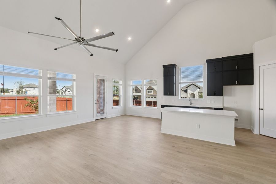 Spacious, unfurnished interior of a new home in Sauls Ranch, Round Rock (Image 21). Spacious, unfurnished interior of a new home in Sauls Ranch, Round Rock (Image 21).