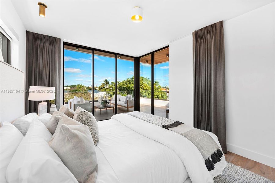 3rd bedroom upstairs