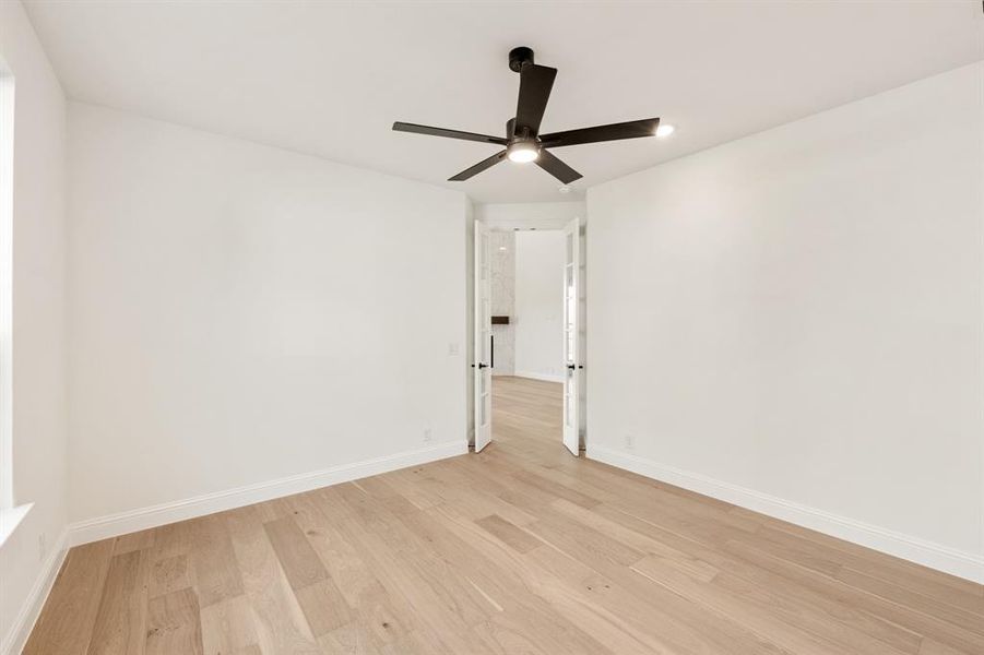 Spacious, unfurnished interior of a new home in Windsong Ranch, Prosper (Image 27).