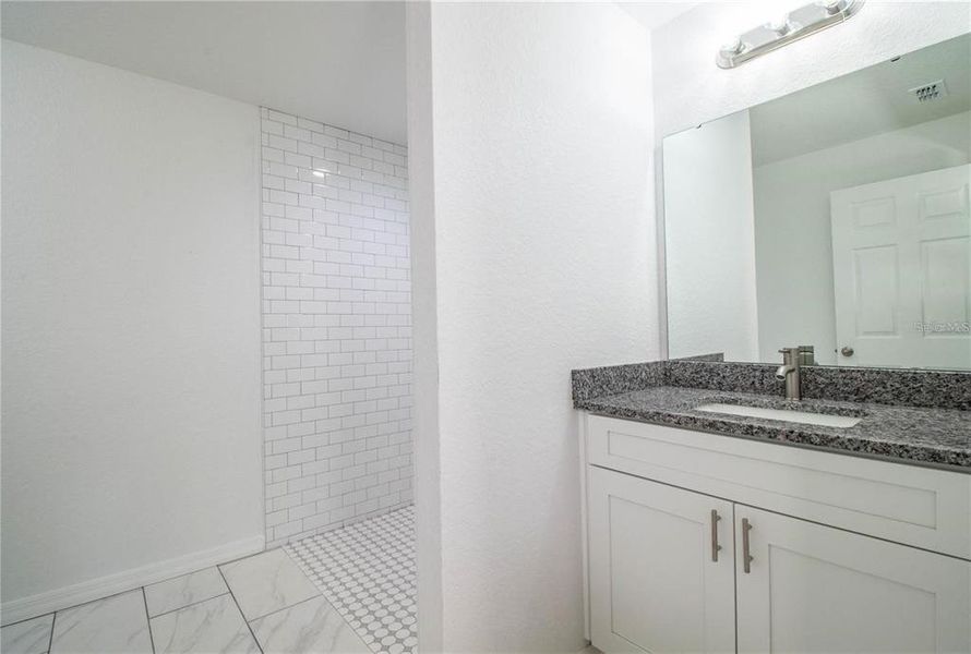 Image 28 of a home in .