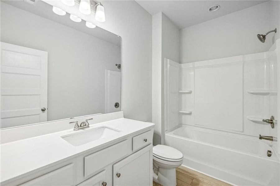 Furnished interior view inside a new home in Ponderosa Farms Estates, Gainesville (Image 12).