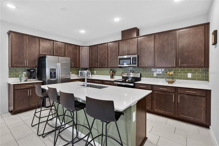 Furnished interior view inside a new home in , Tavares (Image 9).