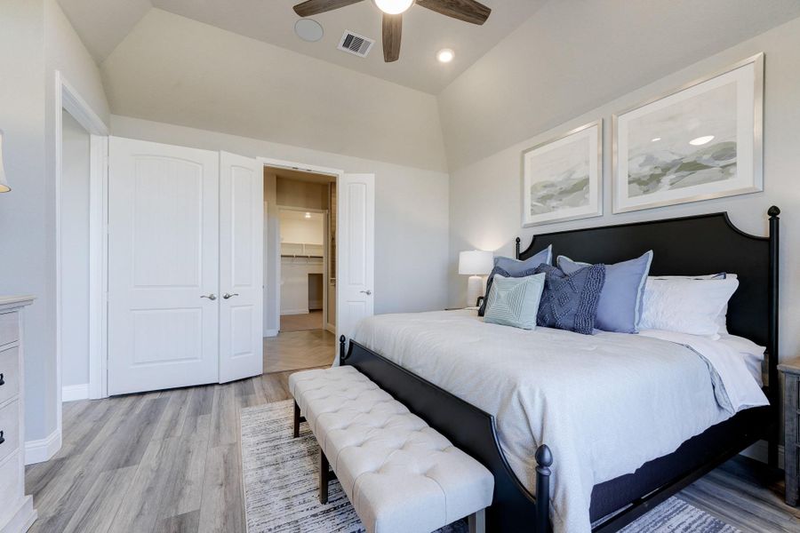 Furnished interior view inside a new home in Elyson: Elyson Duets, Katy (Image 31). Furnished interior view inside a new home in Elyson: Elyson Duets, Katy (Image 31).