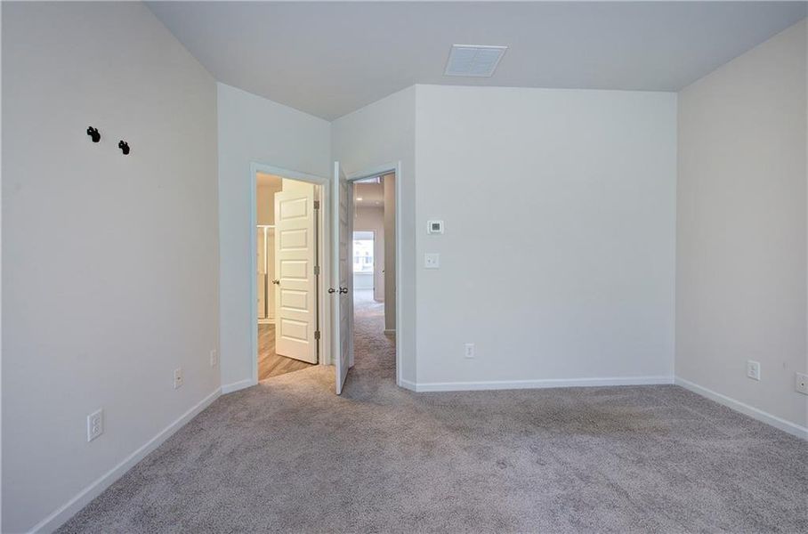 Spacious, unfurnished interior of a new home in , Cartersville (Image 20). Spacious, unfurnished interior of a new home in , Cartersville (Image 20).
