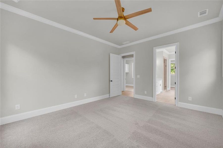 Spacious, unfurnished interior of a new home in , Gainesville (Image 18).