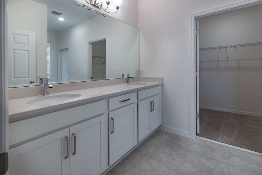 Luxurious Primary Bathroom in Central Florida Home
