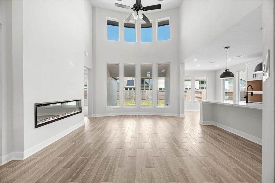 Spacious, unfurnished interior of a new home in Sunterra (Katy ISD), Katy (Image 16). Spacious, unfurnished interior of a new home in Sunterra (Katy ISD), Katy (Image 16).