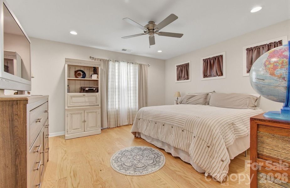 Furnished interior view inside a new home in , Canton (Image 14).