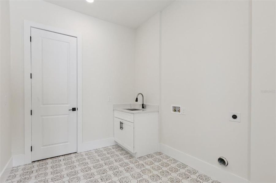 Image 68 of a home in .