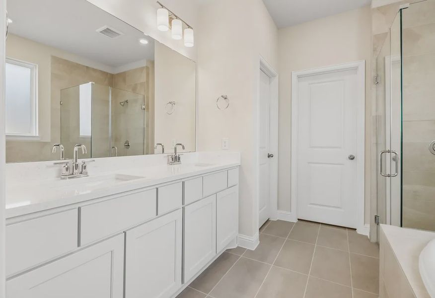Homesite 1705 Primary Bath - 9 of 14 Homesite 1705 Primary Bath - 9 of 14