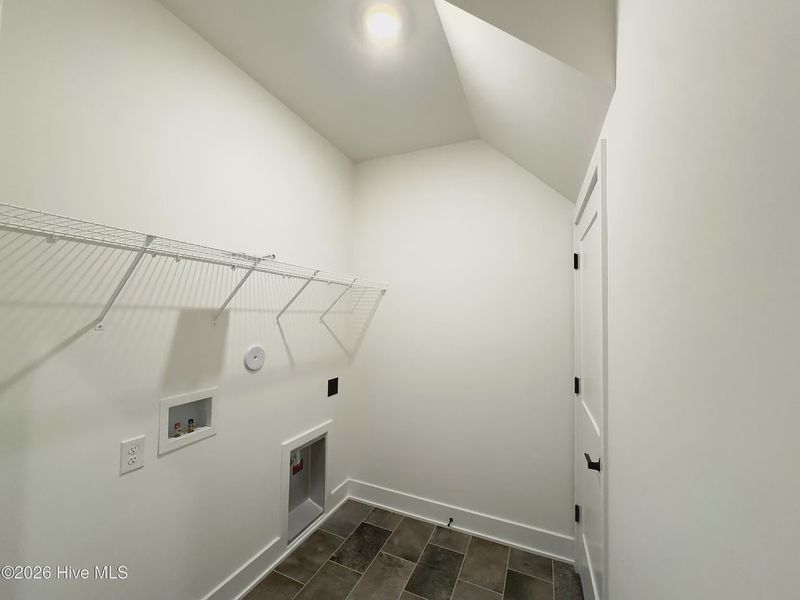 Spacious, unfurnished interior of a new home in Autumn Trail, Bolivia (Image 31).