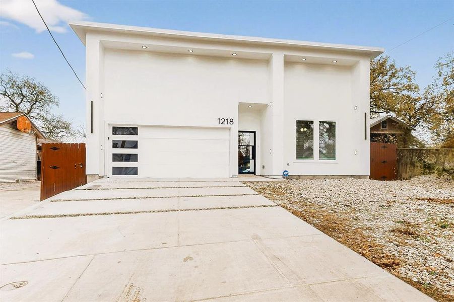 Exterior details and patio area of a home in , Dallas (Image 25). Exterior details and patio area of a home in , Dallas (Image 25).
