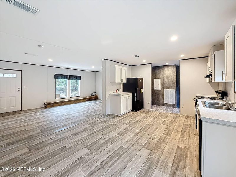 Furnished interior view inside a new home in , Hawthorne (Image 5).