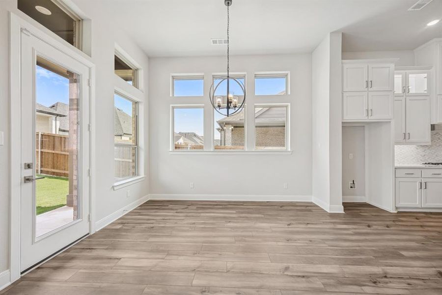 Spacious, unfurnished interior of a new home in Sandbrock Ranch, Aubrey (Image 31). Spacious, unfurnished interior of a new home in Sandbrock Ranch, Aubrey (Image 31).